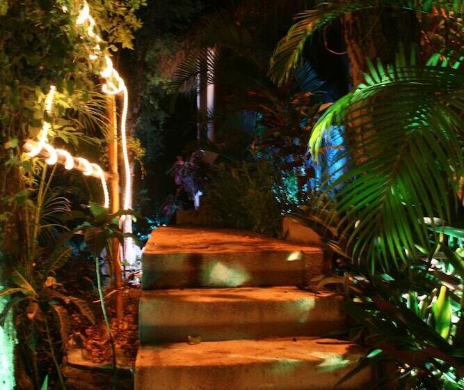 בית מלון כפרי Cabanas Biuzaa