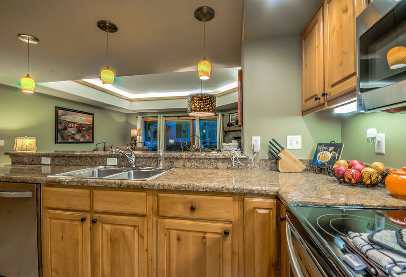 בית מלון כפרי Canyon Creek B201