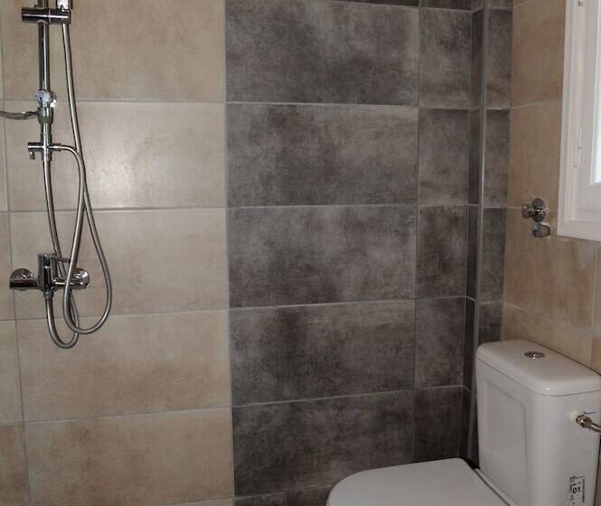 Отель Captains Studios & Apartments