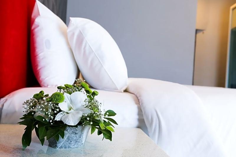 Отель Cenang Plaza Beach