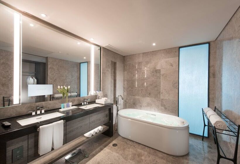 هتل Conrad Manila