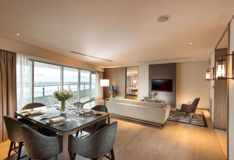 هتل Conrad Manila