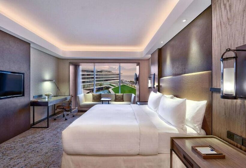 هتل Conrad Manila