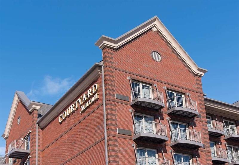 ホテル Courtyard By Marriott Holland Downtown