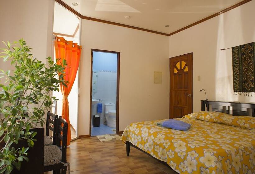 Hotel Divegurus Boracay Beach Resort