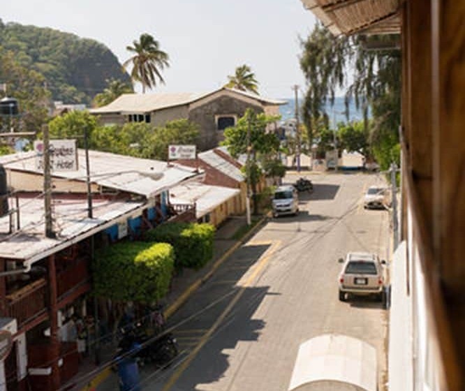 בית מלון כפרי El Caite San Juan Del Sur