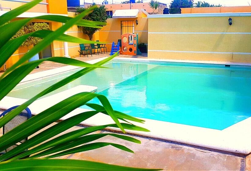 Отель El Marques