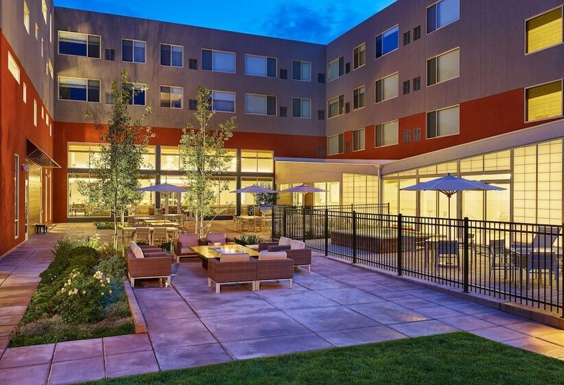 Hotel Element Basalt  Aspen