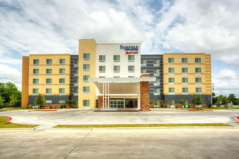 בית מלון כפרי Fairfield Inn & Suites By Marriott Austin San Marcos