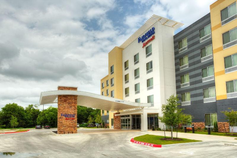 בית מלון כפרי Fairfield Inn & Suites By Marriott Austin San Marcos