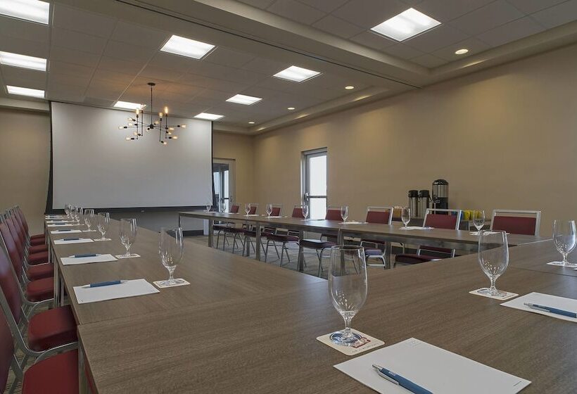 ホテル Four Points By Sheraton Midland