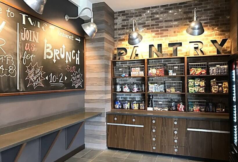 ホテル Four Points By Sheraton Midland