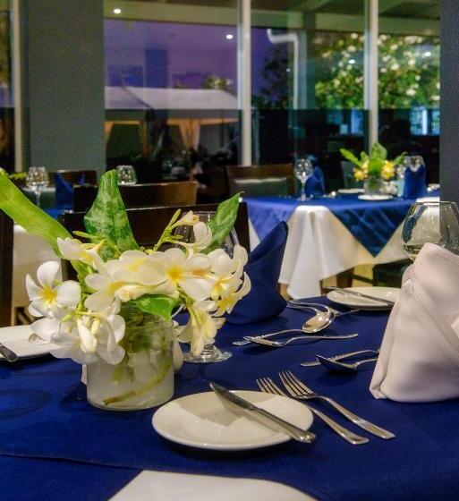 בית מלון כפרי Gazelle International