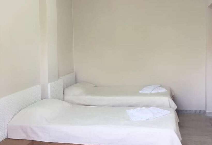 בית מלון כפרי Golden Sun