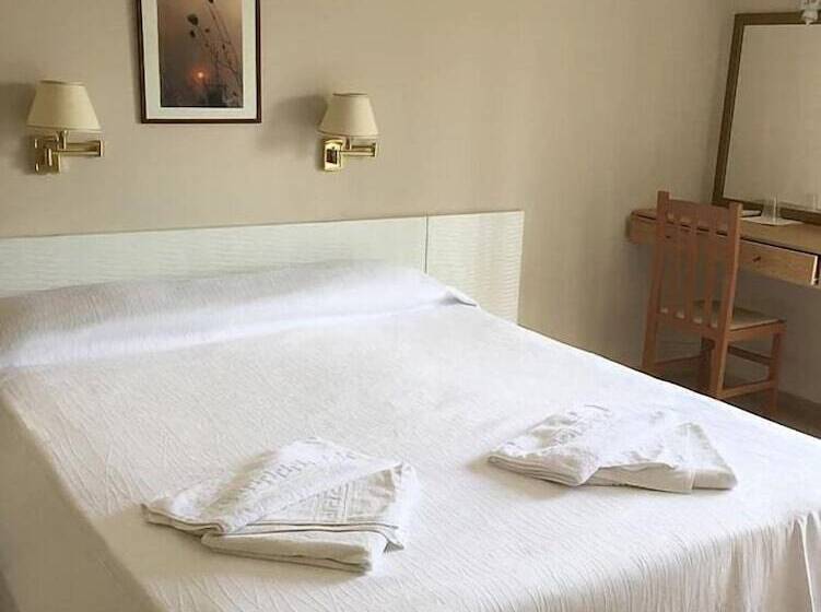 בית מלון כפרי Golden Sun