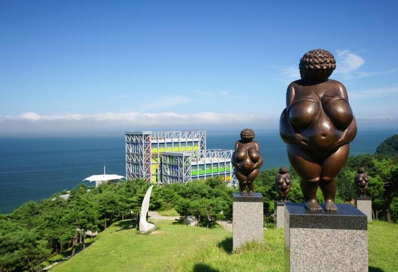 ホテル Haslla Art World Museum