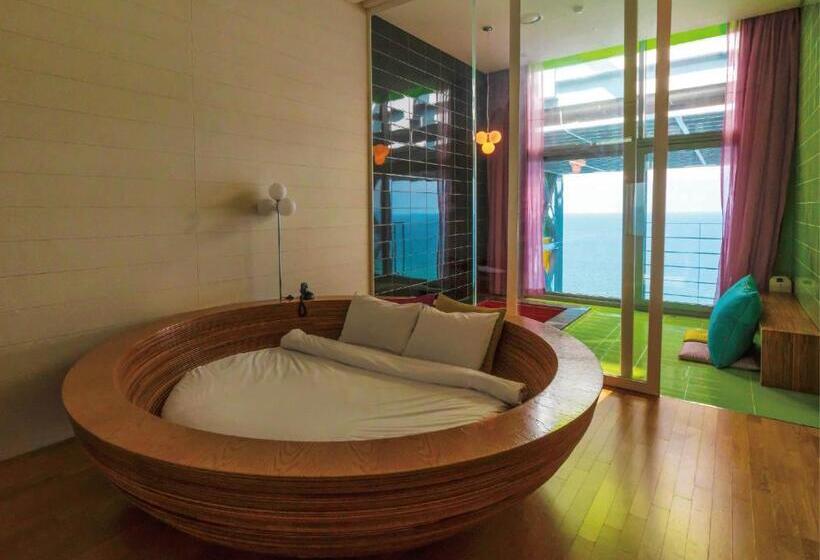 ホテル Haslla Art World Museum