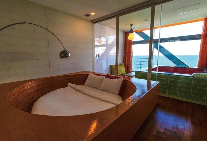 ホテル Haslla Art World Museum