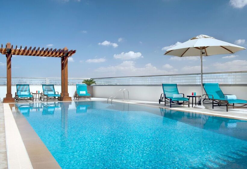 هتل Hilton Garden Inn Dubai Deira