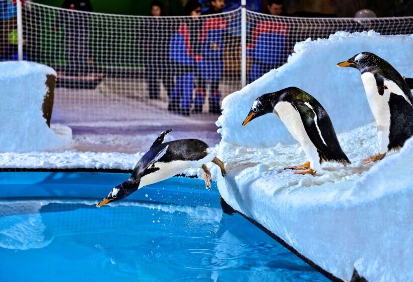 هتل Hilton Garden Inn Dubai, Mall Avenue