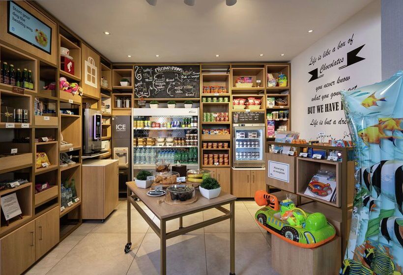 هتل Hilton Garden Inn Dubai, Mall Avenue