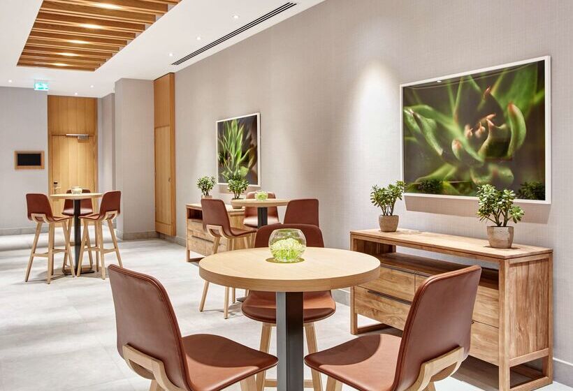 هتل Hilton Garden Inn Dubai, Mall Avenue