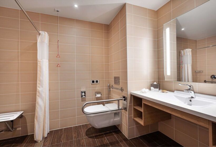 هتل Hilton Garden Inn Dubai, Mall Avenue