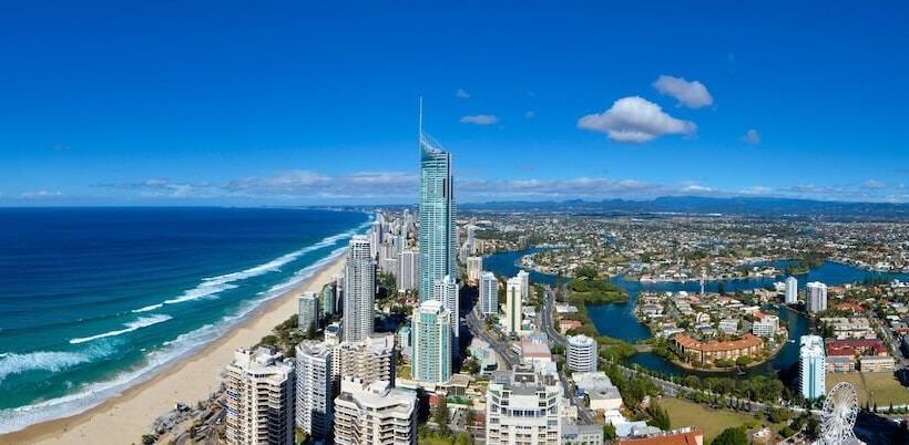 Hilton Surfers Paradise Hotel & Residences
