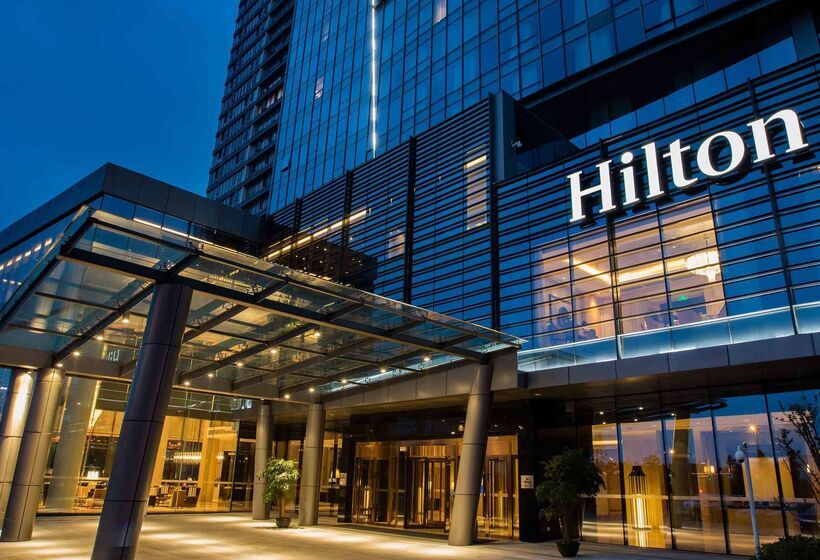 酒店 Hilton Wuhan Riverside