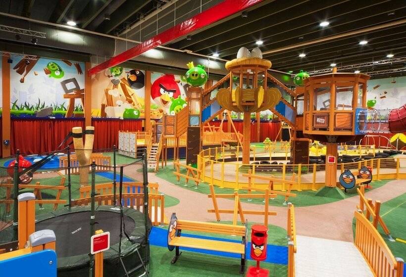 فندق Holiday Club Kuusamon Tropiikki