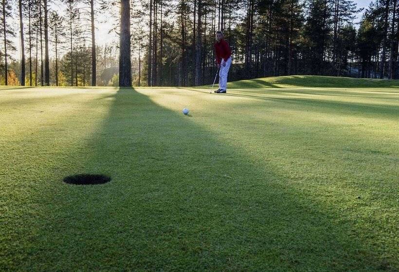 فندق Holiday Club Kuusamon Tropiikki