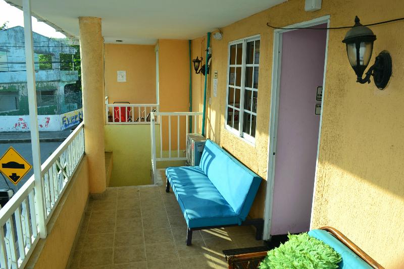 בית מלון כפרי Hostel Stingray