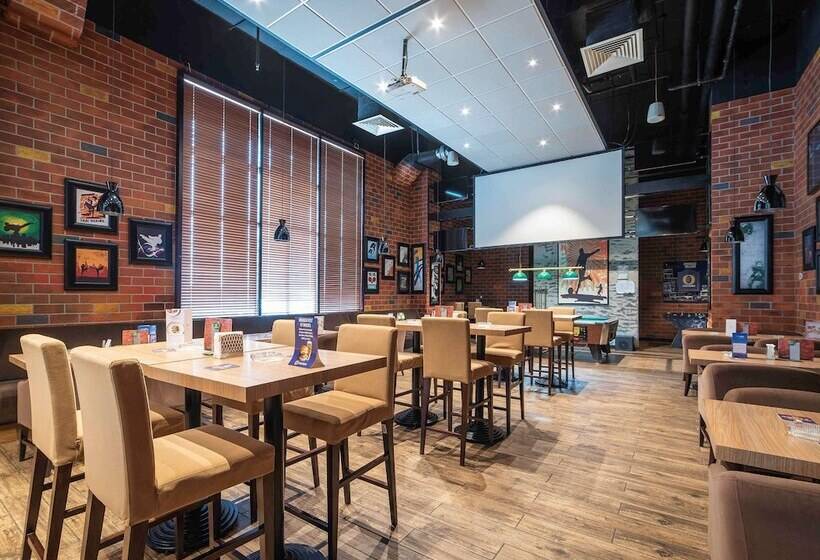 هتل Ibis Styles Dragon Mart Dubai