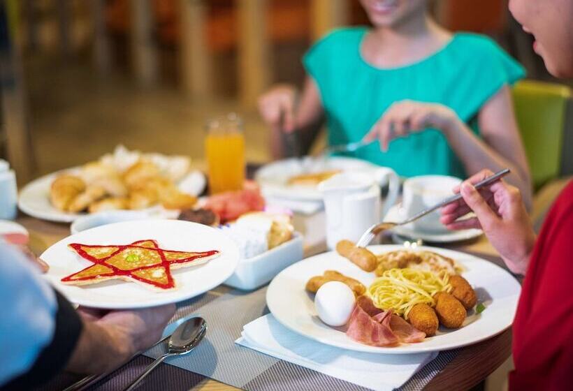 هتل Ibis Styles Dragon Mart Dubai