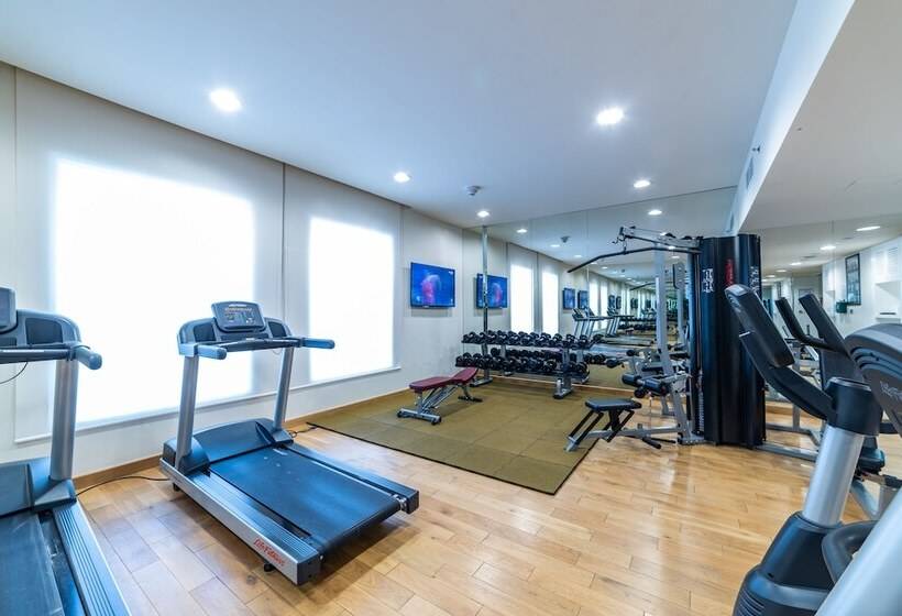 هتل Ibis Styles Dragon Mart Dubai