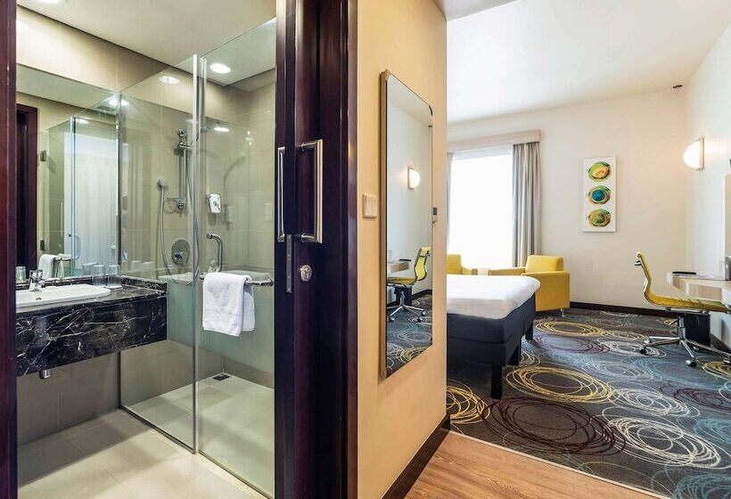 هتل Ibis Styles Dragon Mart Dubai