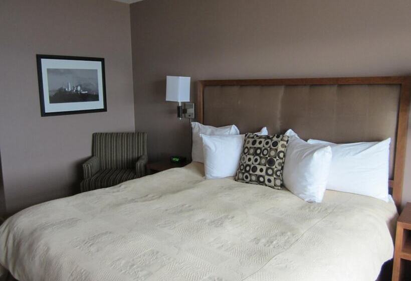 בית מלון כפרי Inn On The Harbour