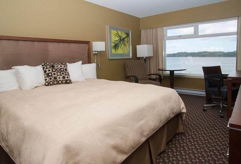 בית מלון כפרי Inn On The Harbour