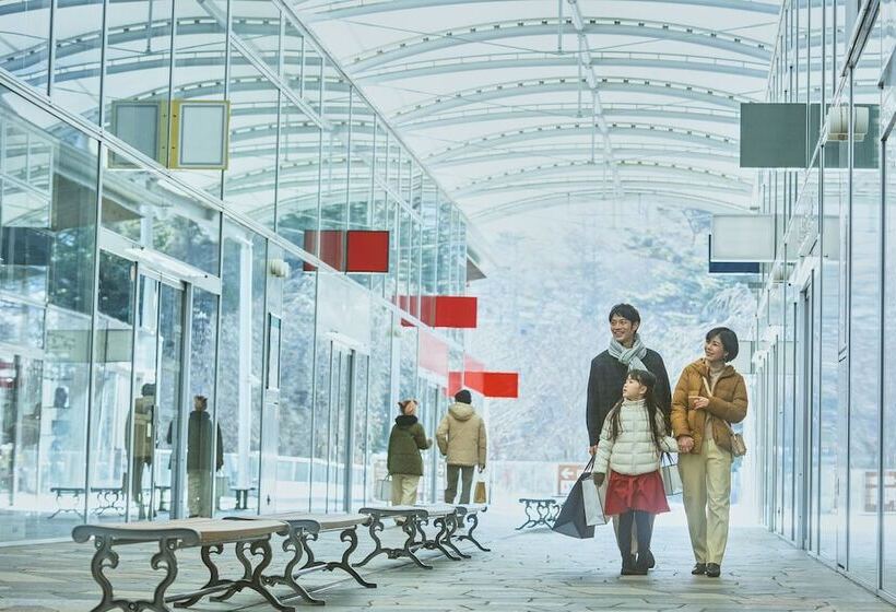 Karuizawa Prince Hotel West