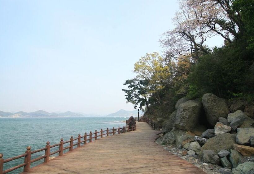 酒店 Kumho Tongyeong Marina Resort