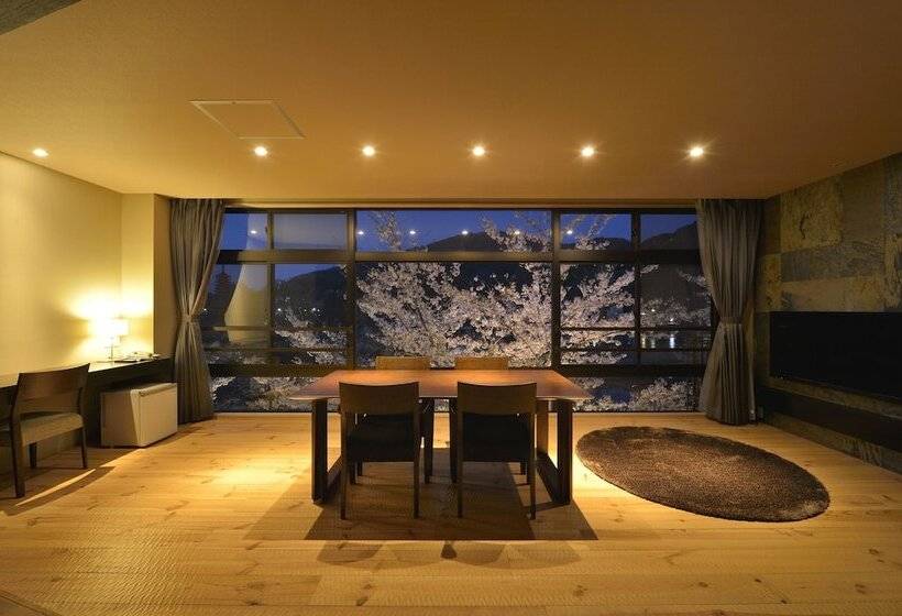 هتل Kyoto Uji Hanayashiki Ukifuneen