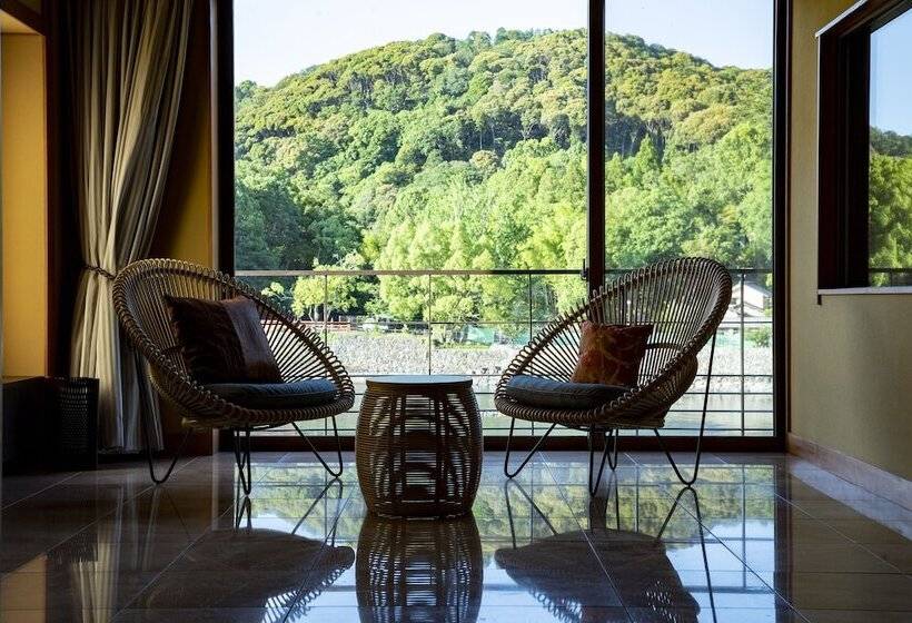 هتل Kyoto Uji Hanayashiki Ukifuneen