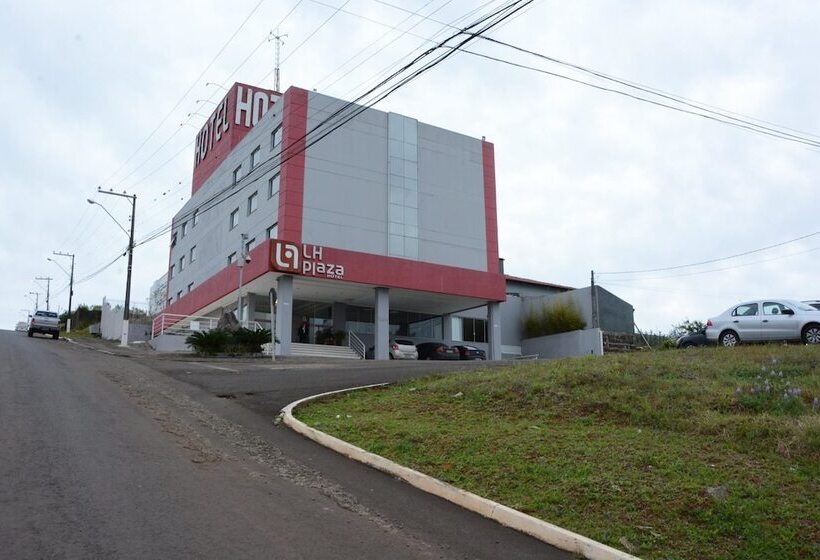 בית מלון כפרי Lh Plaza