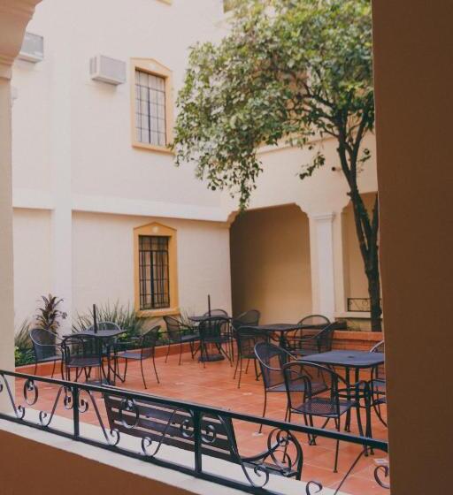 فندق Los Monteros