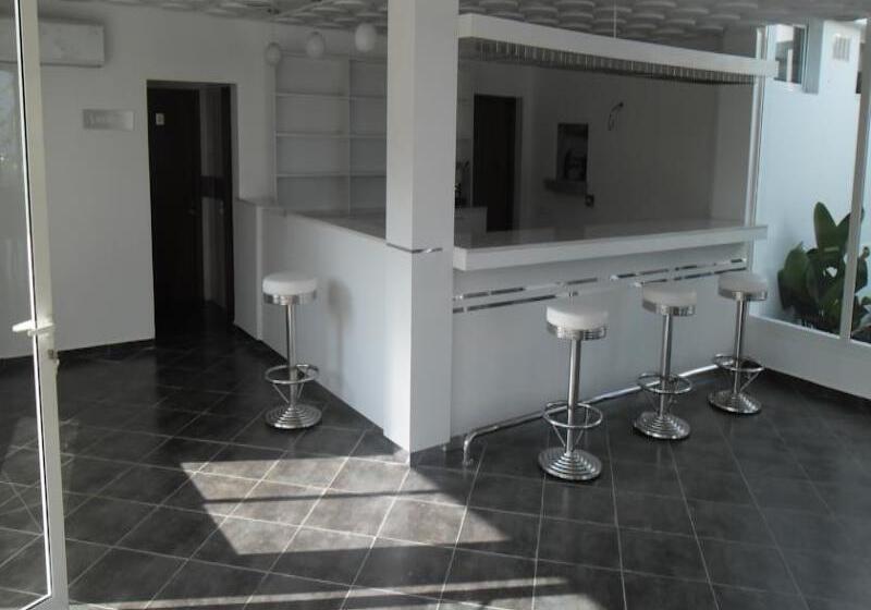 호텔 Hôtel Lyla Confort