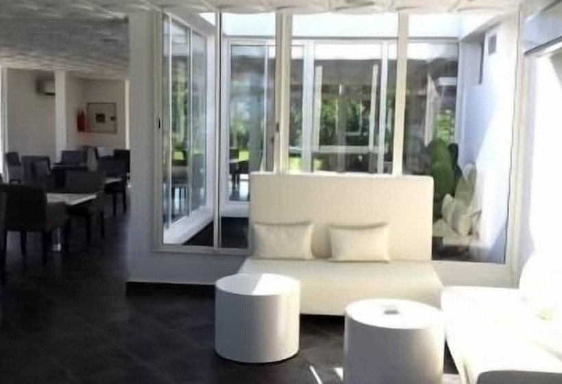 호텔 Hôtel Lyla Confort