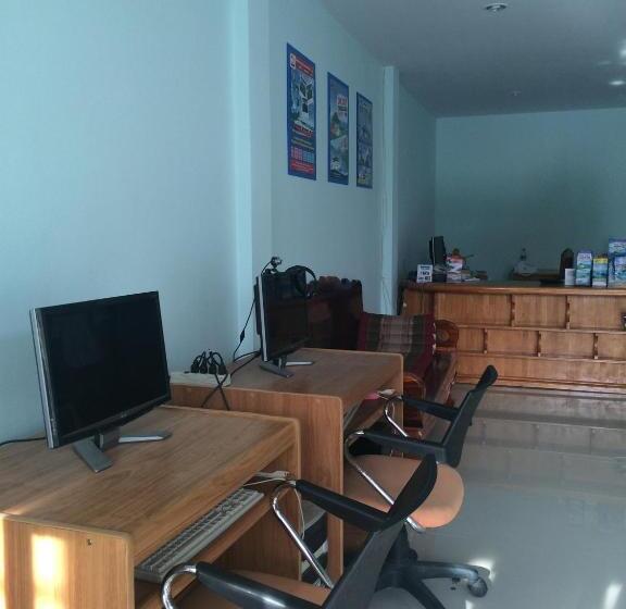 호텔 Maehaad Guest House