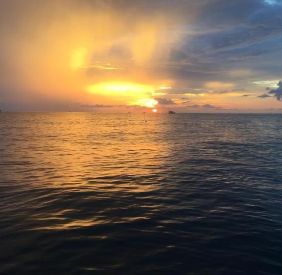 호텔 Maehaad Guest House