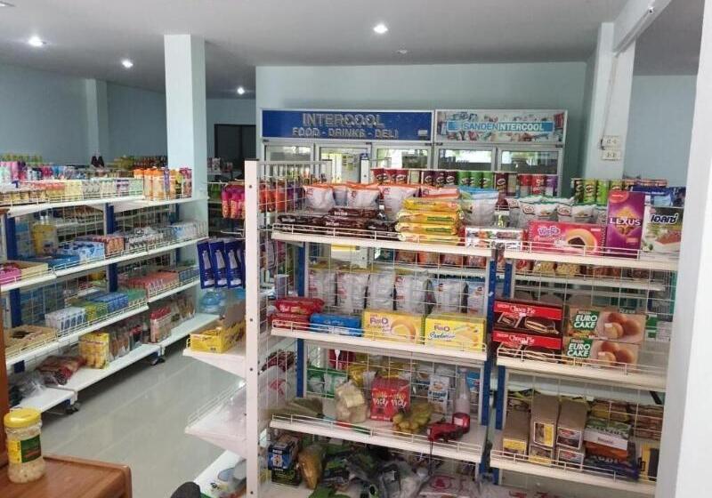 호텔 Maehaad Guest House