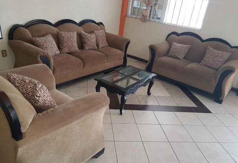 Отель Maria Elena